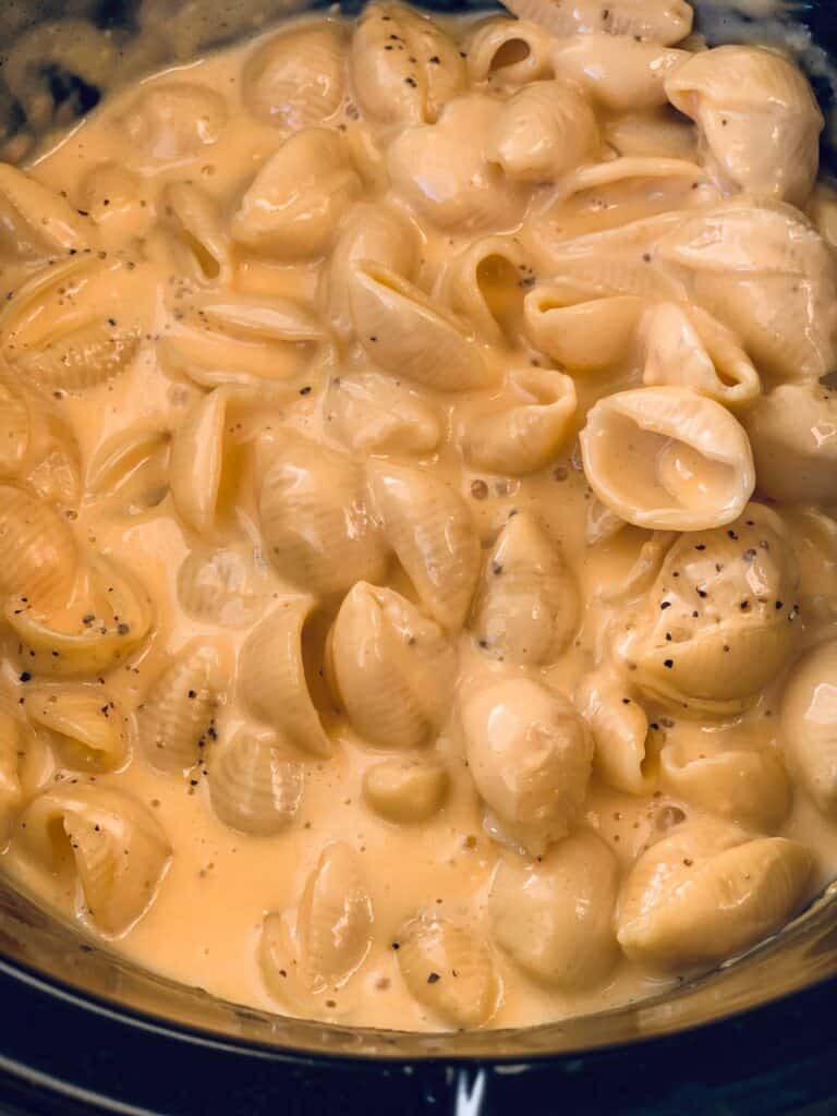 Slow Cooker Mac and Cheese